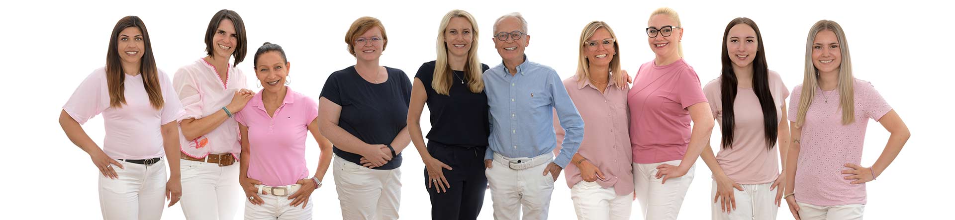 Teamfoto-8-2026 Foto zeigt das gesamte Praxisteam