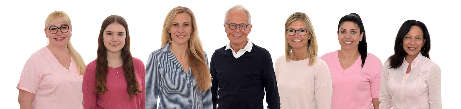 Foto zeigt das gesamte Praxisteam